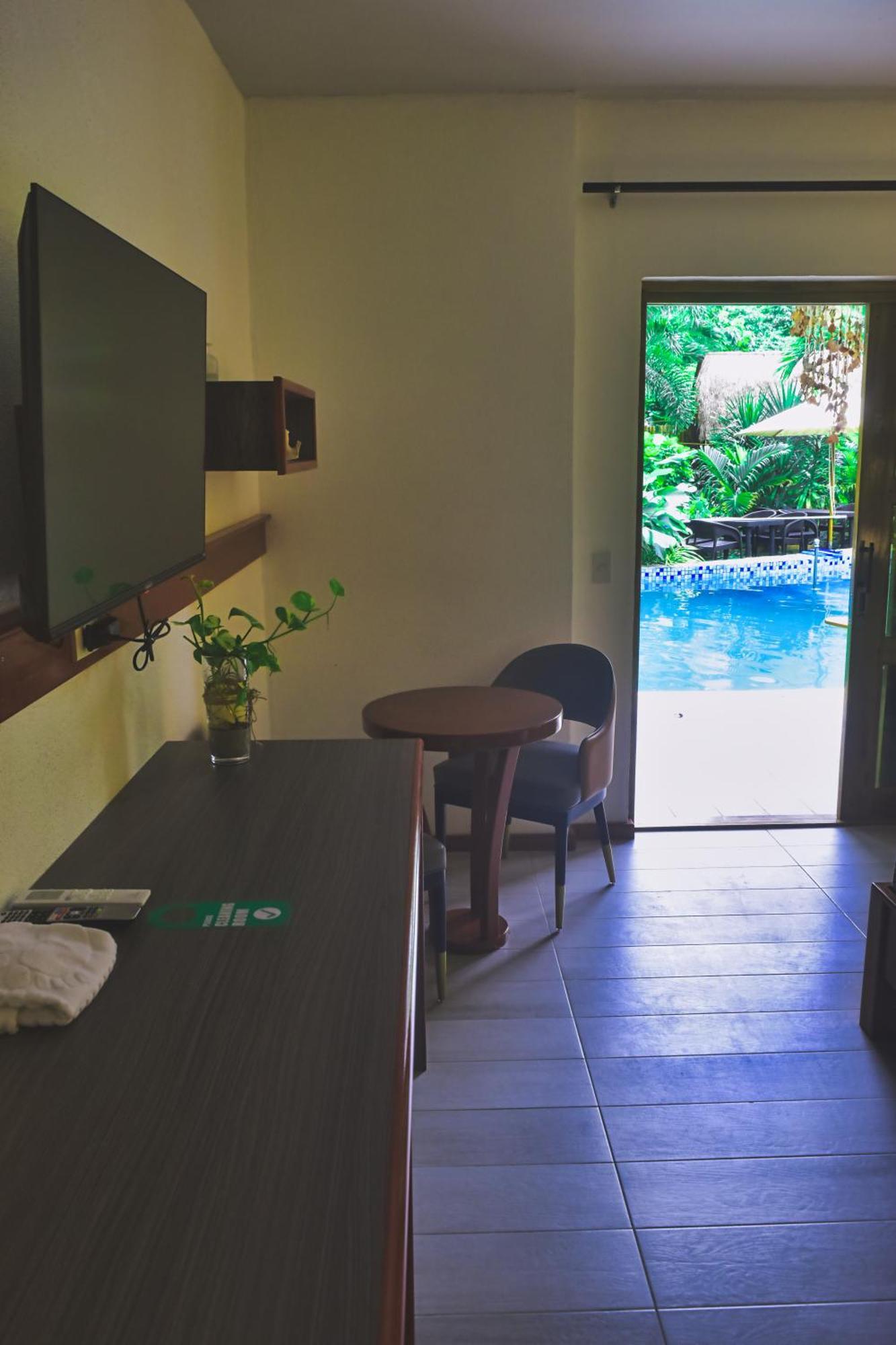 P1 Club Resort Panglao Bilik gambar